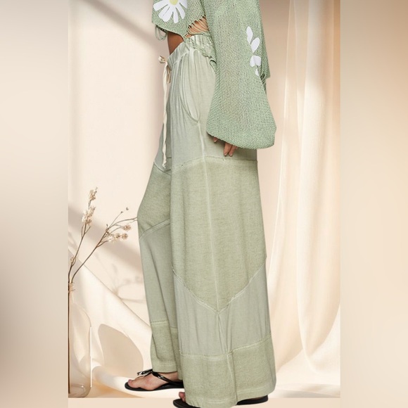 POL Desert Sage Wide-Leg Cropped Pants | HELLOBUTIFL Staple - Picture 3 of 6